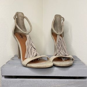 Adorable Tan Fringe Heels